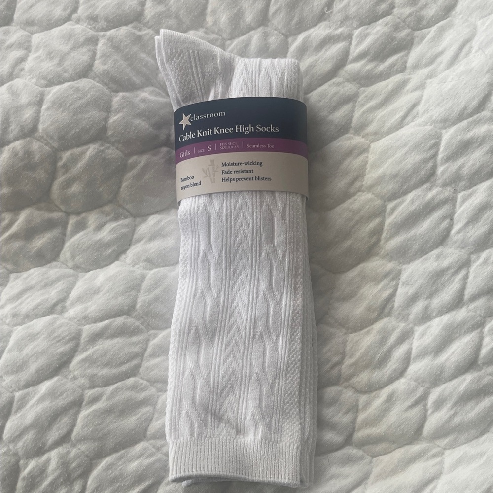 White Cable Knit Knee High Socks